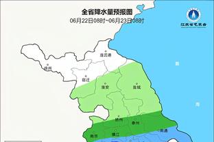 穿针引线！马克西半场送出8助攻 另10中5拿到12分